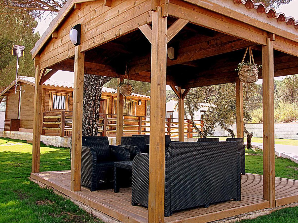 Del Incluye Acceso Piscina 2 Columnas Chalet