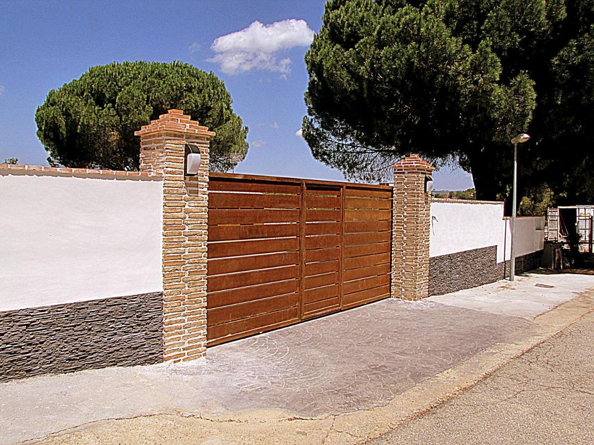 Del Incluye Acceso Piscina 2 Columnas *